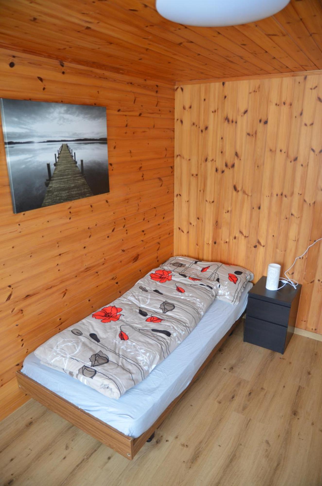 Grosse, Schoene Wohnung Im Gruenen Бриг Экстерьер фото